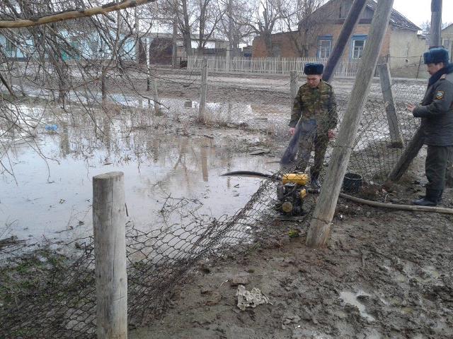 В Кокпекты обнаружен пятый погибший из-за прорыва плотины. После прорыва плотины в Кокпекты подсчитывают убытки